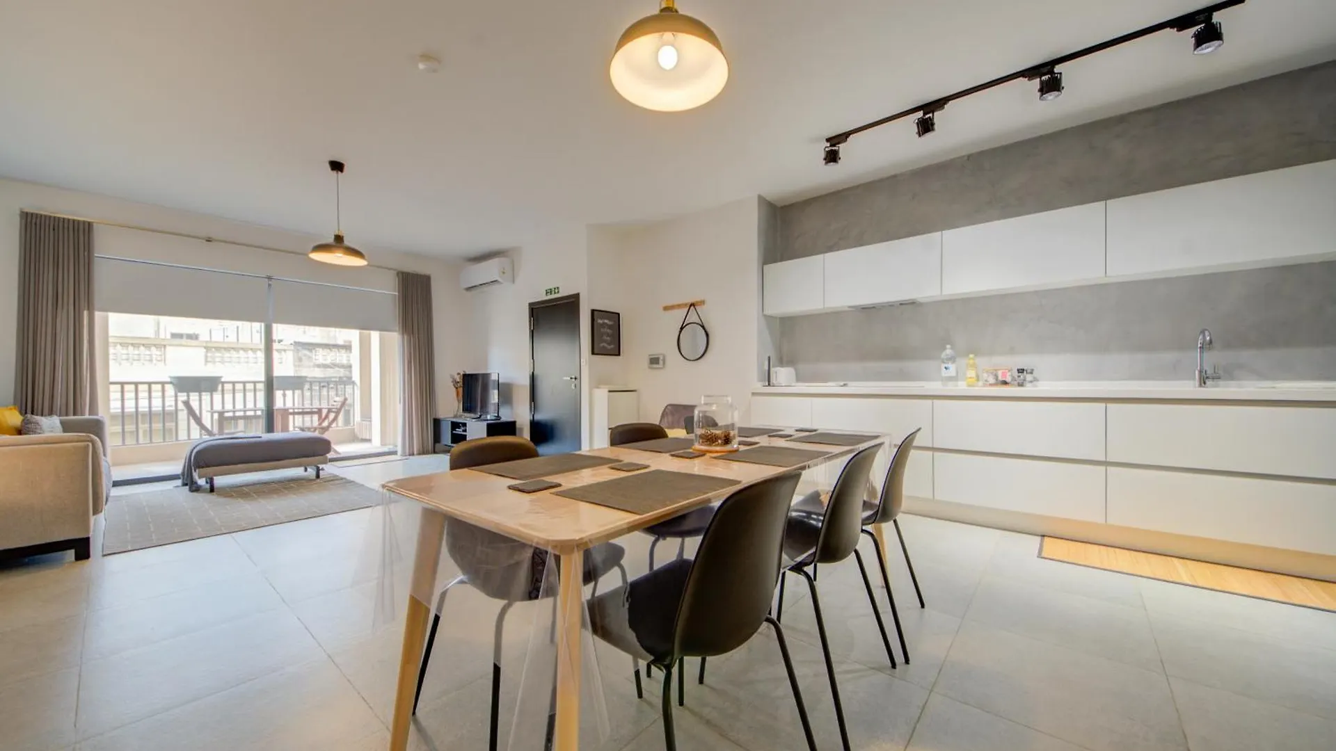 Modern Marsaxlokk Apartment 0*,