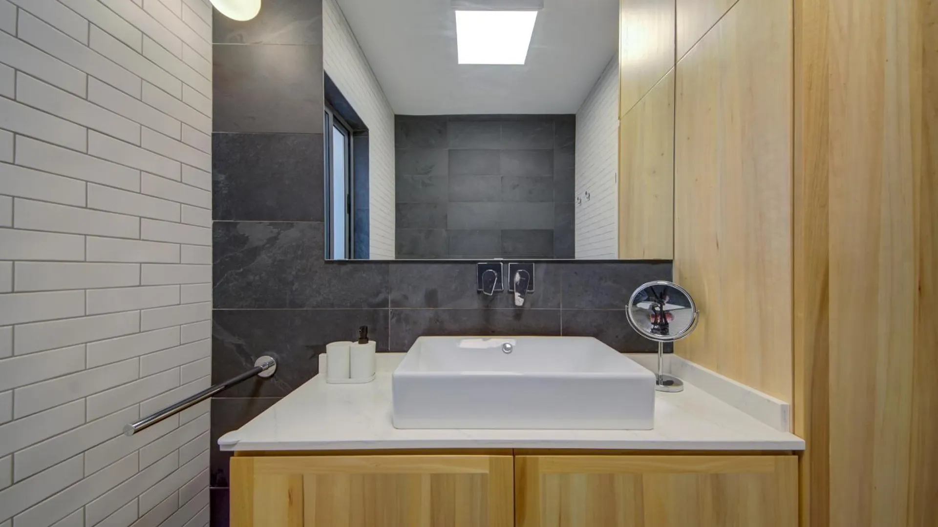 Modern Marsaxlokk Apartment